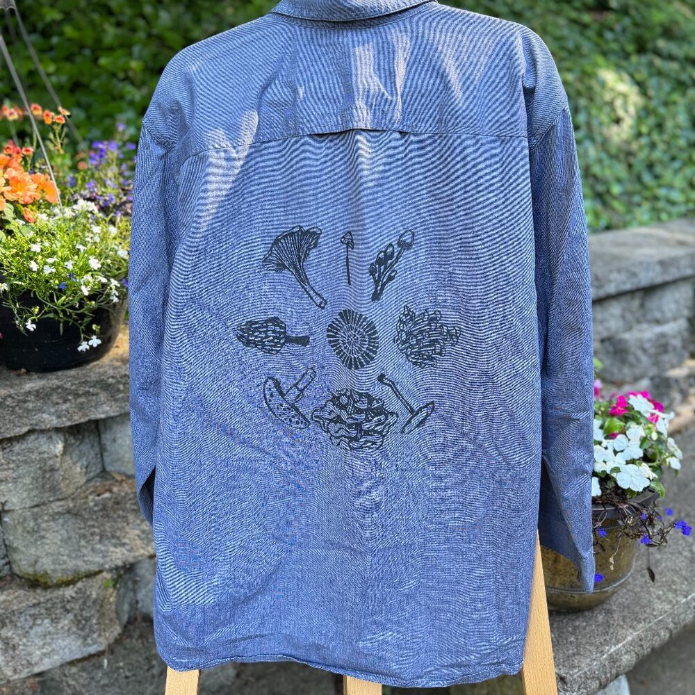Hand Block Printed Mushroom Chambray Shirt | Wrangler Outdoor Button-Up 2XL🍄‍🟫